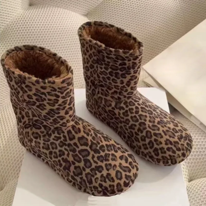 

Luxury Soft Bootie Fashion Leopard Print Winter Warm Cotton Boots Fleece-lined Flat Comfortable Mid-calf Boots Women Snow Boots