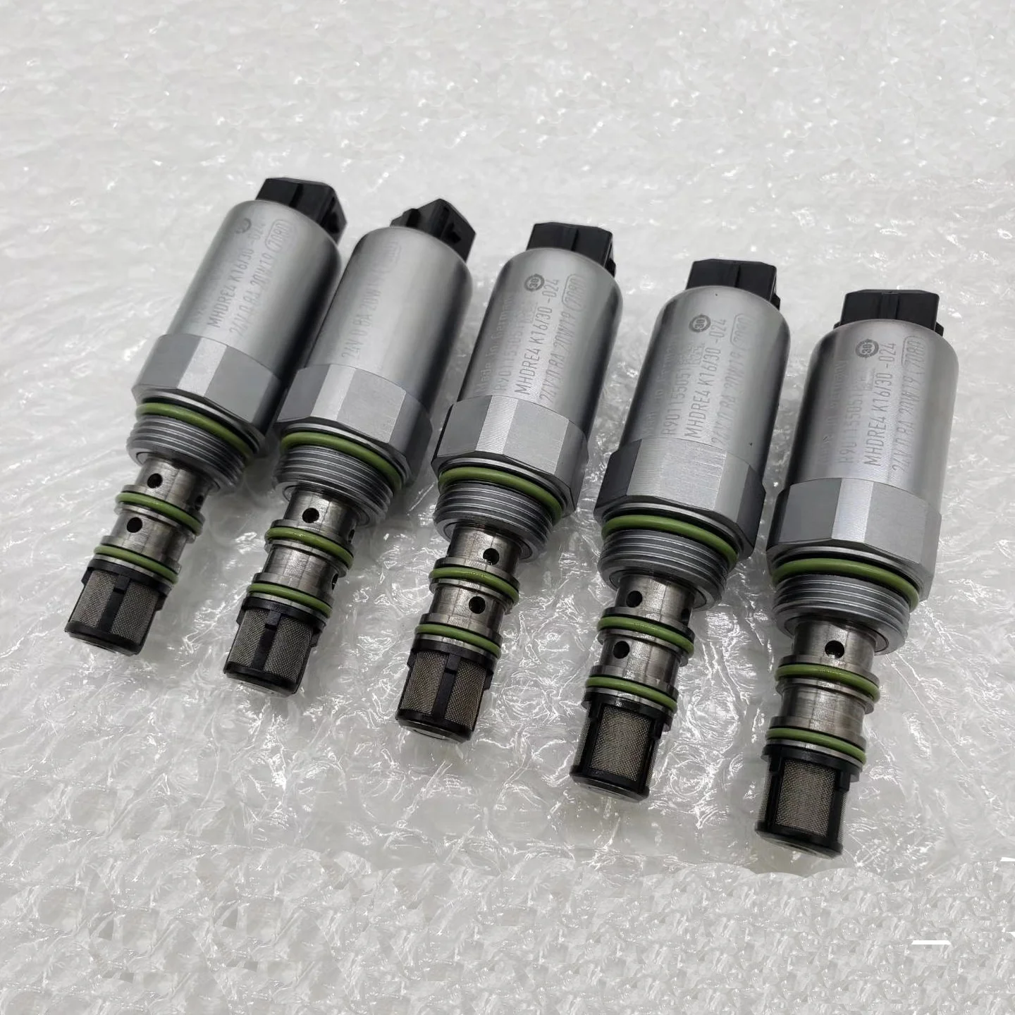 

DH370 DH420 DH500 Excavator A8VO200 Hydraulic Pump Solenoid Valve MHDRE4K16/30-024 R901155051