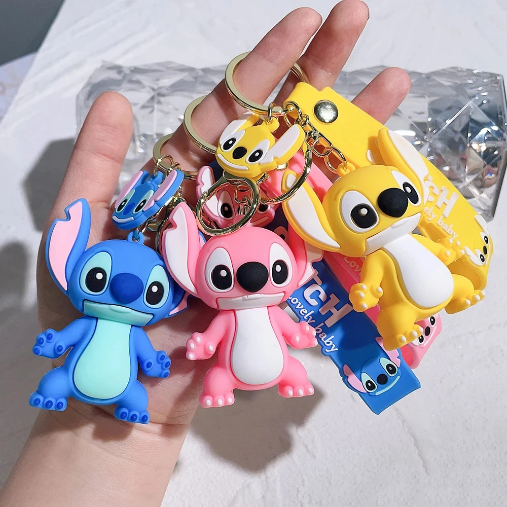 Marvel Avengers Keychain Superhero Iron Man Spiderman Captain America Cartoon Figure Toys Model Silicone Pendant Key Holder Gift