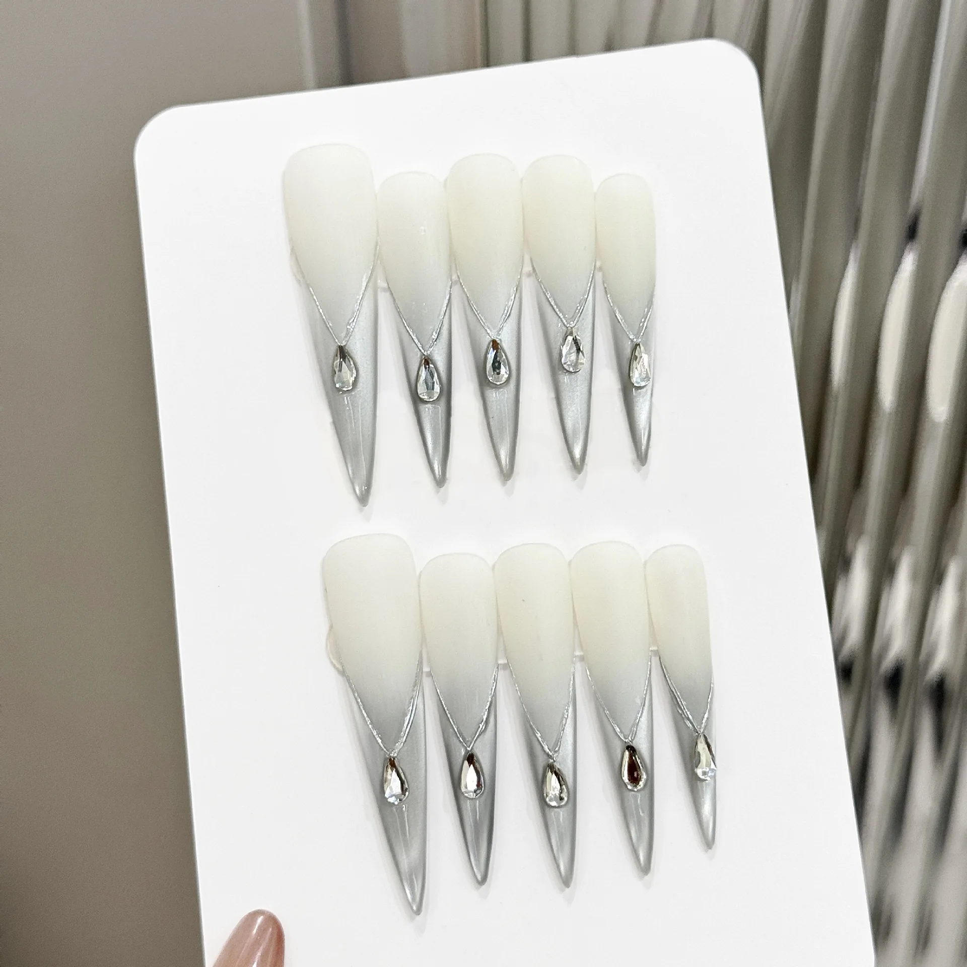 

10 шт., удлиненные заостренные ногти ручной работы, блестящий алмазный декор, накладные ногти, полное покрытие, носимые европейские накладные ногти