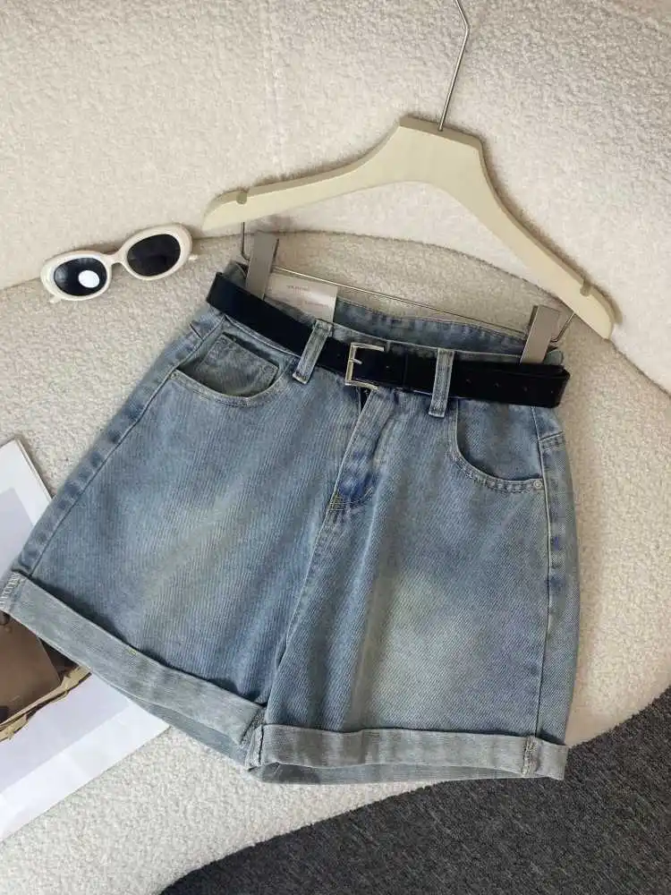 Pantalones cortos de mezclilla bordados con letras de verano, bordes enrollados, cremalleras, pantalones vaqueros cortos para mujer, pantalones cortos de mezclilla femeninos versátiles básicos de moda informal