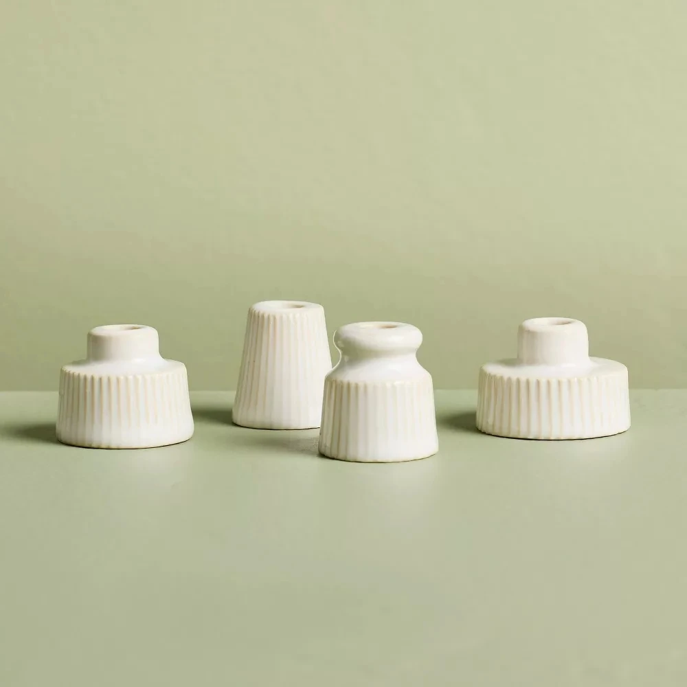 

Mini Ceramic Taper Candle Holder Set,4pc Vintage White Candle Stick Holders Decor for Table Centerpiece,Wedding and Dinner Party