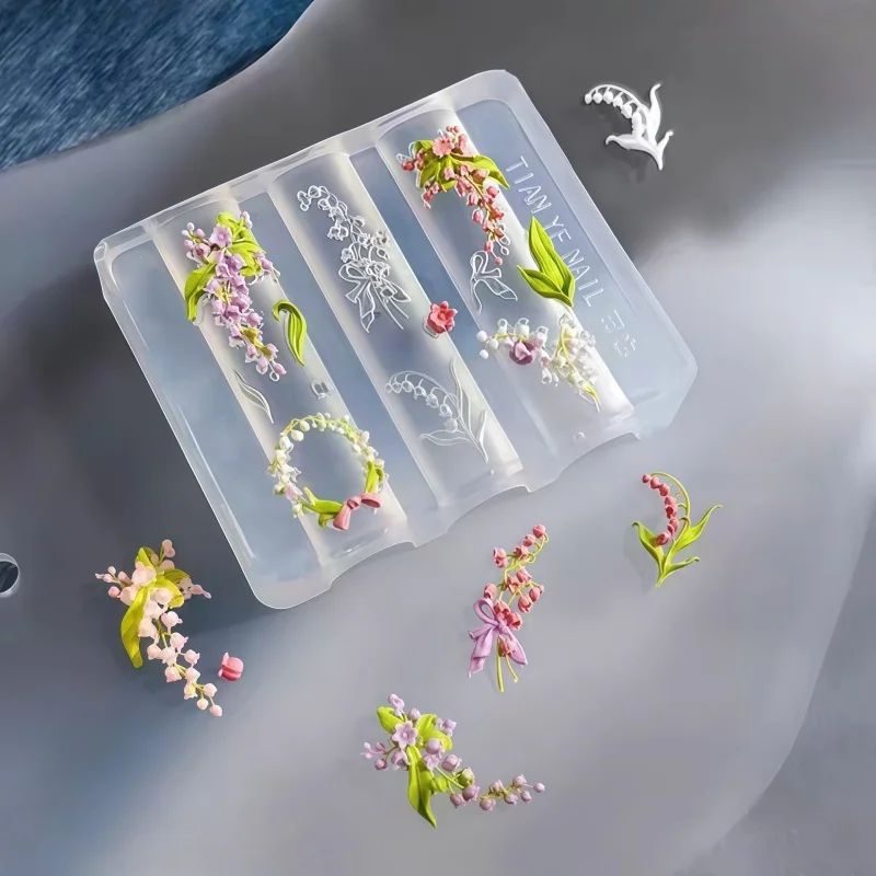 A Nail Art Mold Mad…