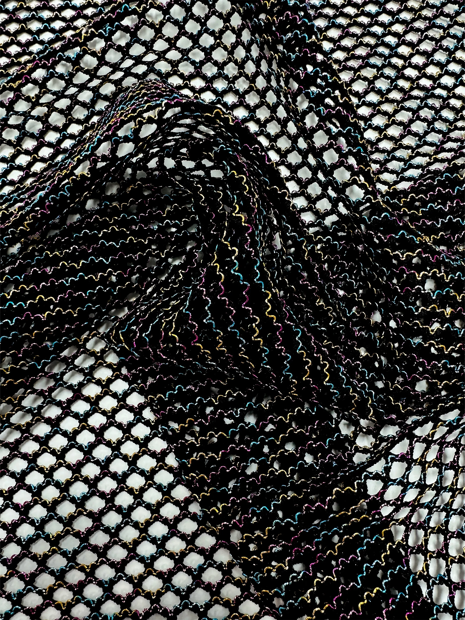 Metallisch glänzendes Tanktop für Herren, Netzstoff, ärmellos, Rundhalsausschnitt, Muskelweste, lässige Sommeroberteile, Streetwear, mit Ausschnitten, durchsichtig. – Detail 9