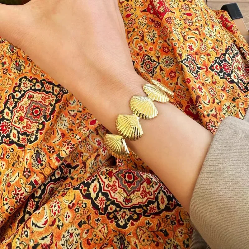 Shell open bangles for women sea animal chunky bangles summer outer beach jewelry
