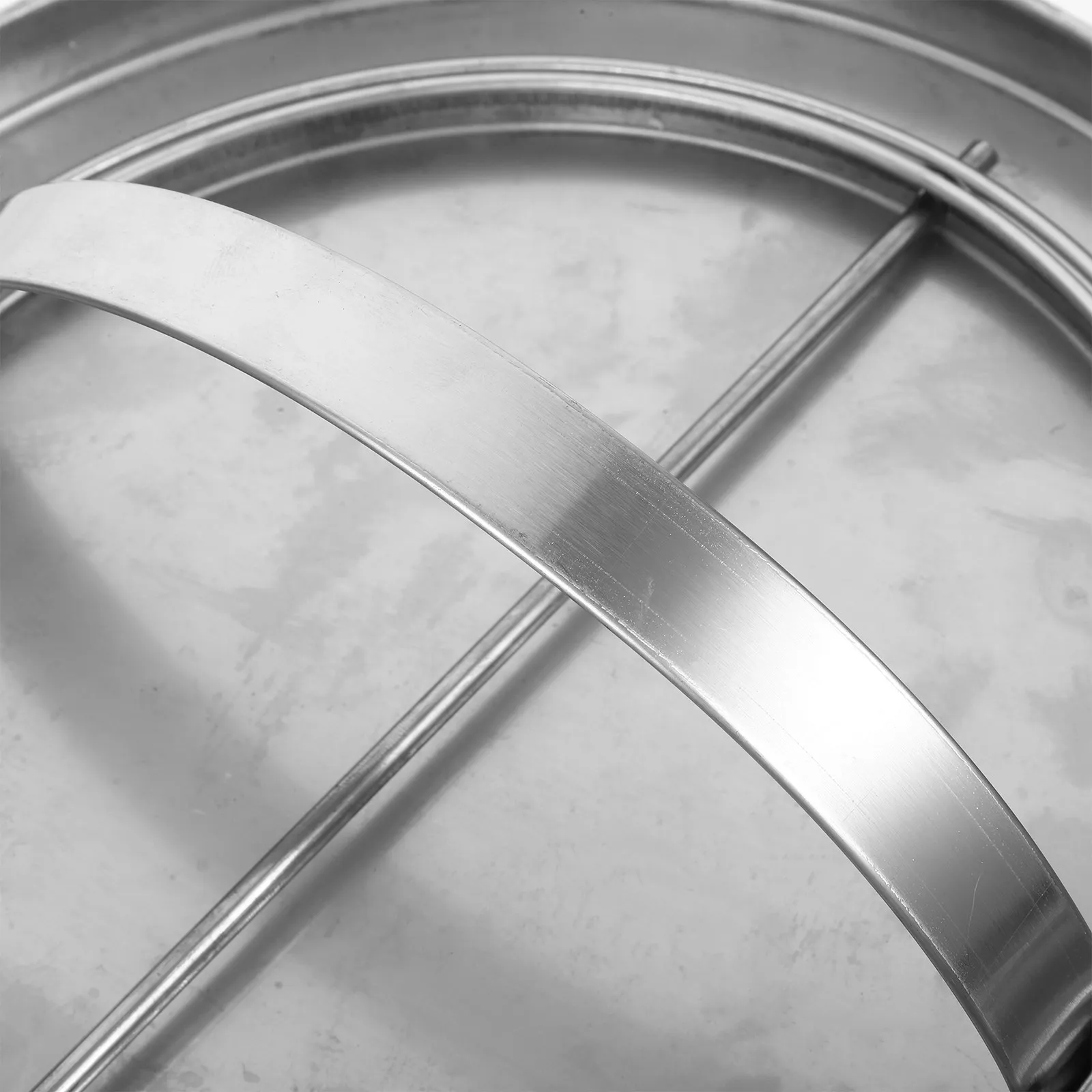 

Flip Lid Stainless Steel Trash Can Cover 30Cm Diameter Swing Lid Waste Bin Replacement Garbage Can Accessory Waste Bin Cover