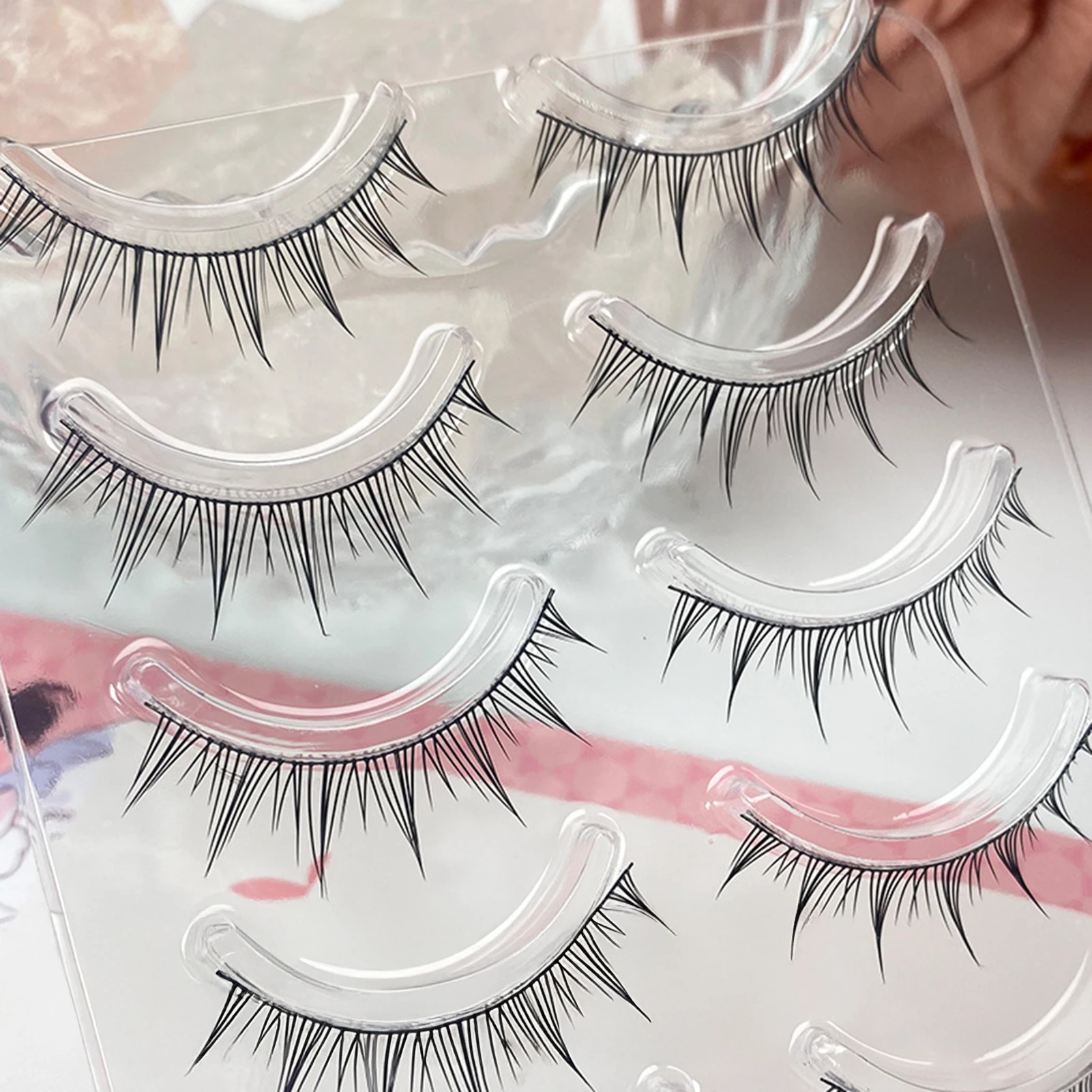 5 คู่ขนตาปลอมธรรมชาติแถบนุ่มโปร่งใส Band สไตล์เกาหลีขนตาขี้เกียจ Wispy ตุ๊กตา Eye ดูมังงะ Lash สําหรับผู้หญิง