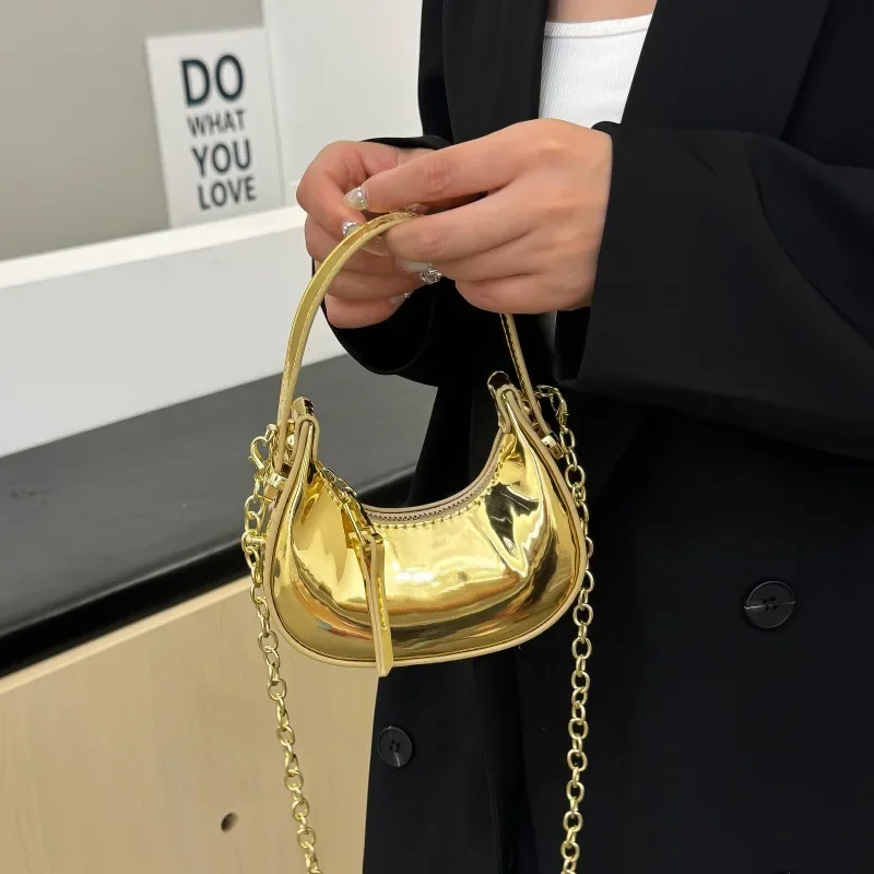 

Mini Moon Bag for Female Instagram Influencer Fashionable Patent Leather Crossbody Bag with Chain Stylish Handbag