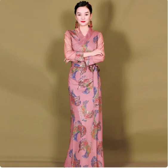 

Chinese Xizang Women's Summer Silk Color Matching bola Tibetan Clothes