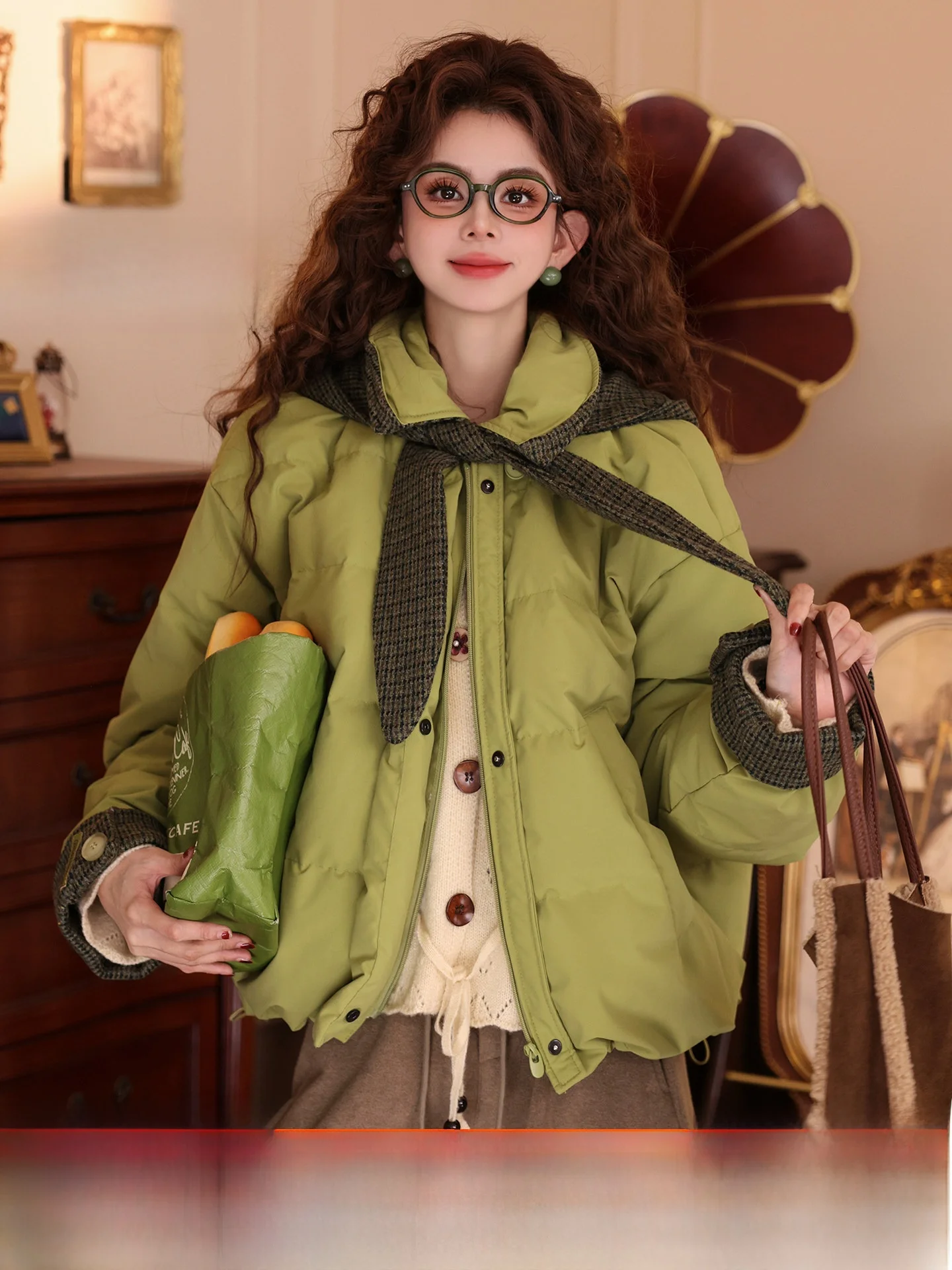 

Женская теплая зимняя куртка Chen Jiajie в стиле ретро из хлопка, свободного кроя, на молнии, с длинными рукавами и капюшоном