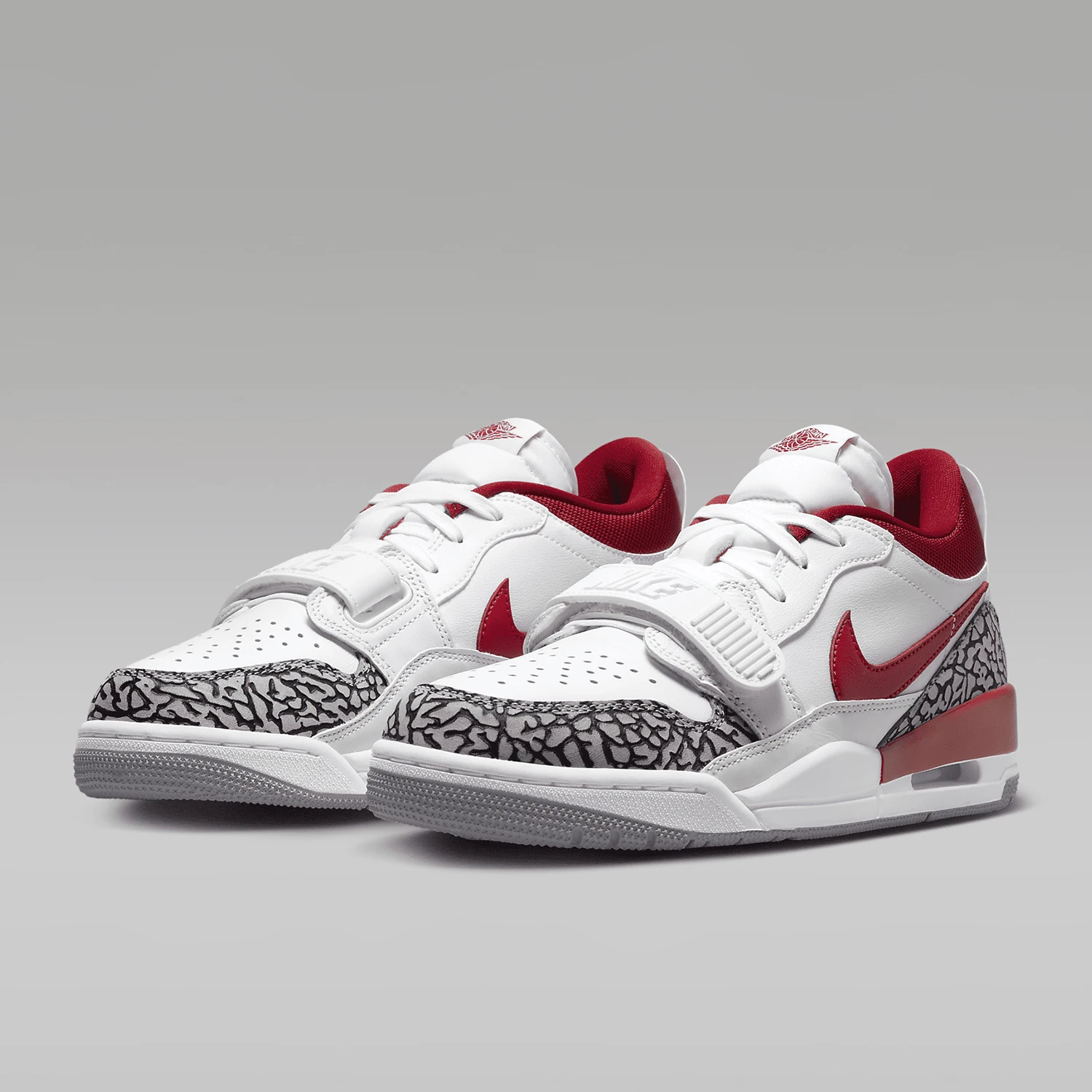 

Nike genuine Jordan Legacy Women's Low-Top Retro Basketball Shoes FQ7827-106