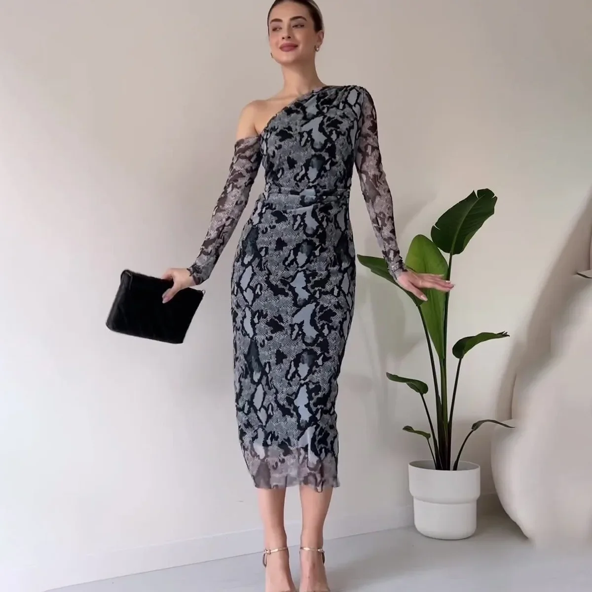 

Women Dresses One Shoulder Long Dress Pullover Party Dress Print Vestidos Sexy Wrap Buttocks Sheath Slim Mid Calf Long Sleeve