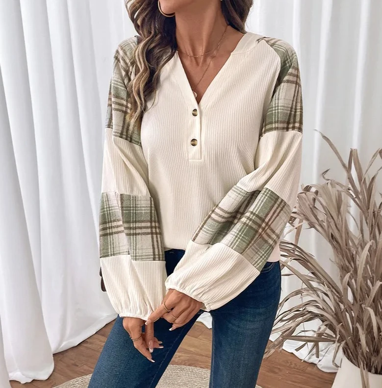 เสื้อสเวตเชิ้ตคอกลมลายสก็อตเย็บต่อแบบหลวมสบายสำหรับผู้หญิง  คอลเลคชั่นฤดูใบไม้ร่วงใหม่