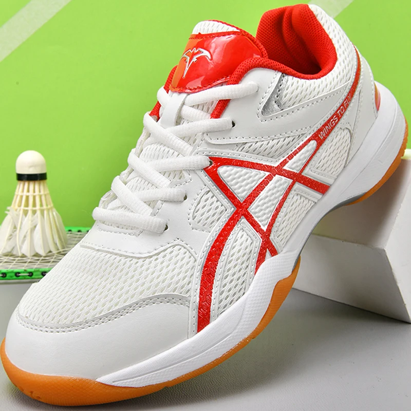 

Новые теннисные кроссовки для родителей и детей, нескользящие, дышащие, износостойкие, для бадминтона и настольного тенниса, для занятий в помещении и на улице.
