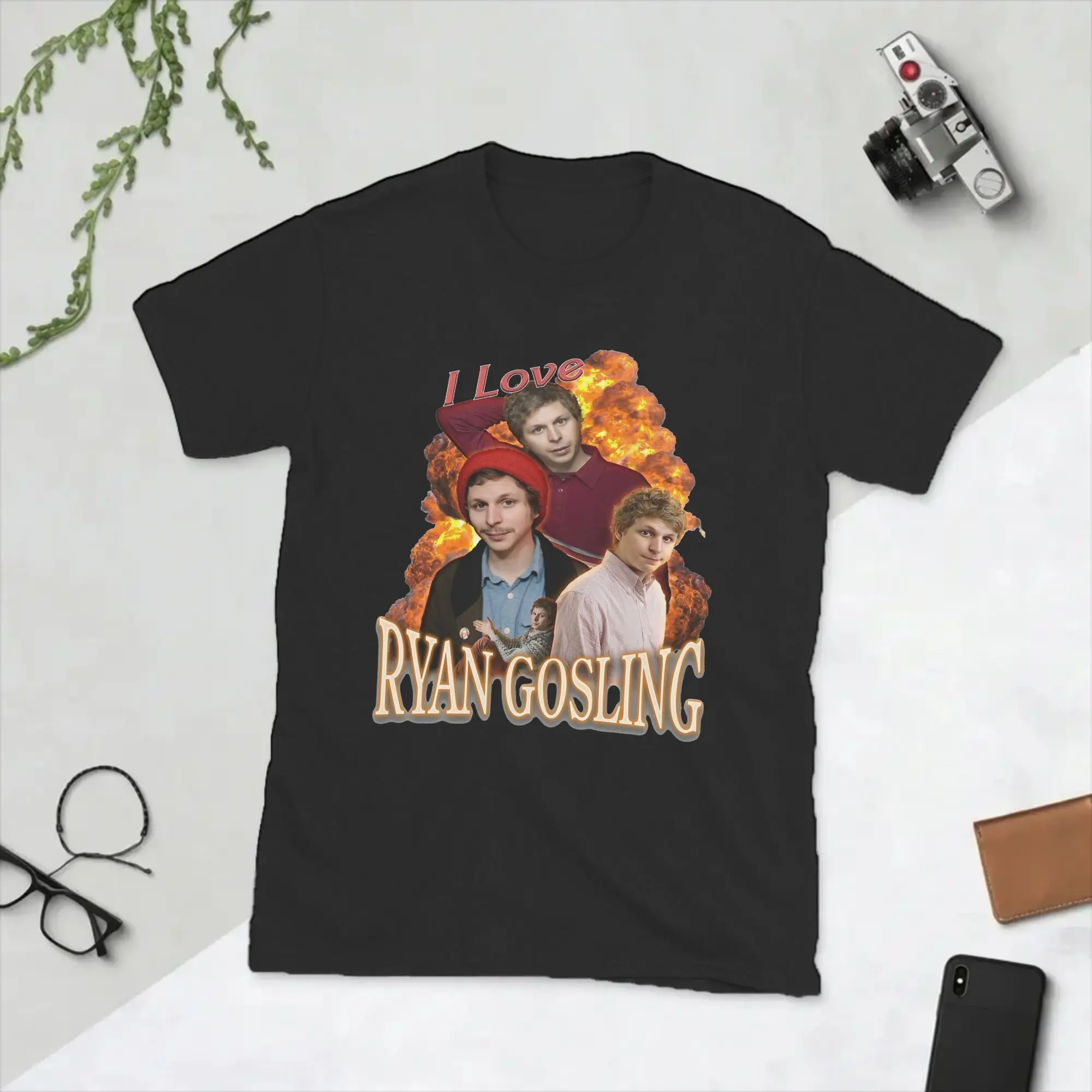 Men T-Shirt Ryan Gosling Actor Amazing Pure Cotton Tee Shirt Short Sleeve  T Shirts Crew Neck Clothing Classic