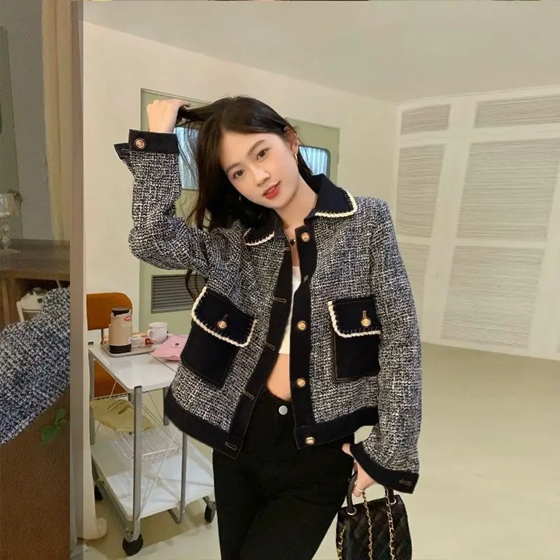 Mode gedruckt gespleißt Knopf Taschen koreanische Mäntel Damen bekleidung Winter neue lose lässige Tops Pendler warme Jacken