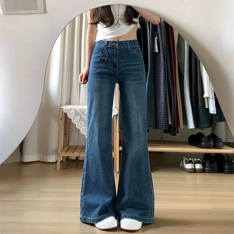 2026 Autumn Pear-shaped Body High Waist Micro Flared Jeans for Women Slim Fit and Slimming Long Pants Temperament Denim Trousers