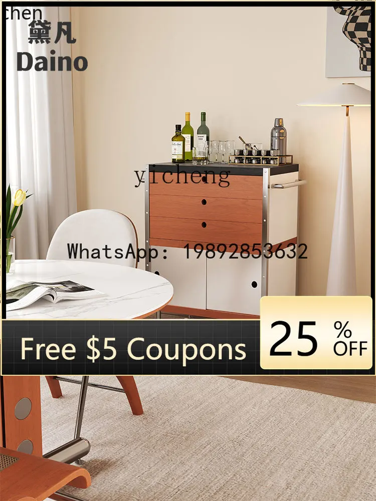 

Диван типа АА, несколько съемных тележек для гостиной, чайного телевизора рядом со шкафчиком