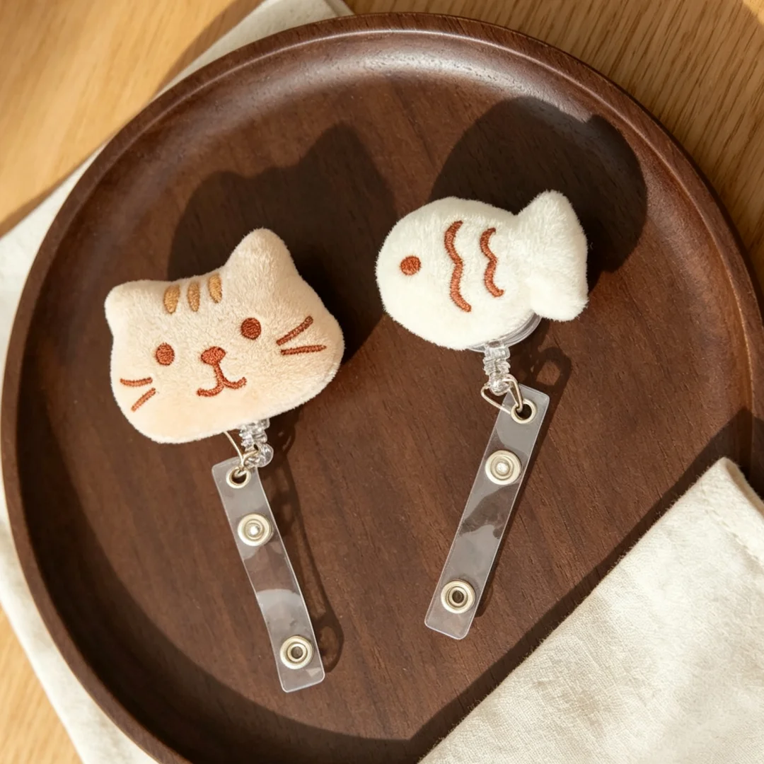 Workshop Tools Hanger - 1/2 piece plush brown and white