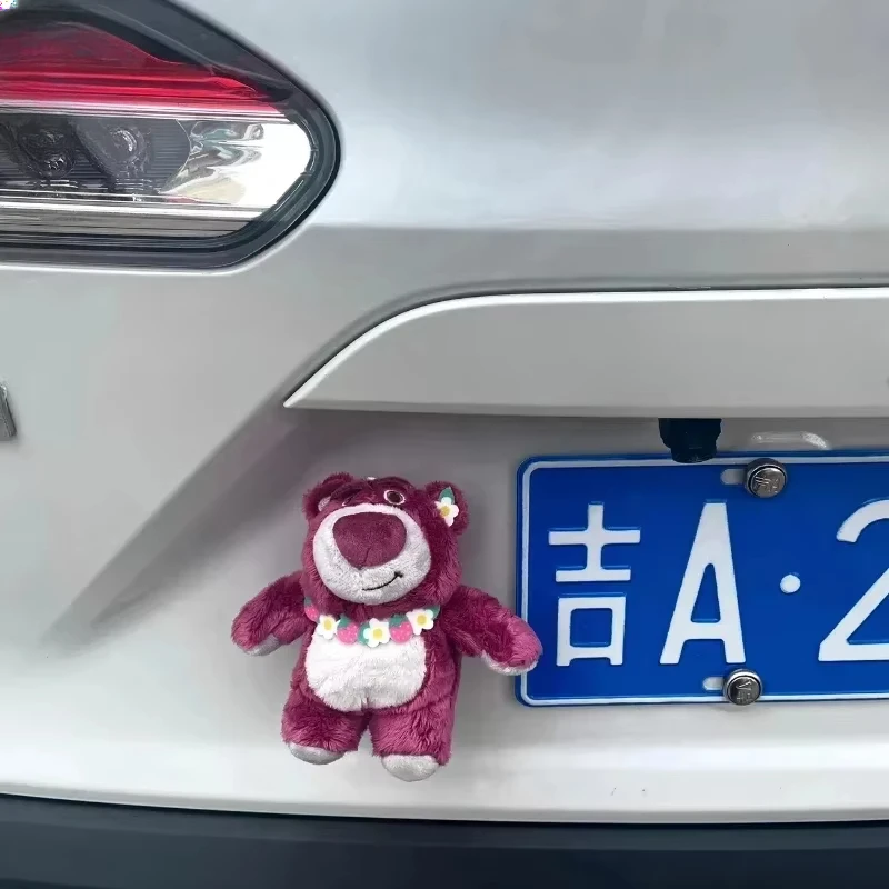 

Disney StrawberryBear Magnetic Trunk Car Tail Decoration Plush Car Body Ornaments High Turning Rate Jewelry Accessorie