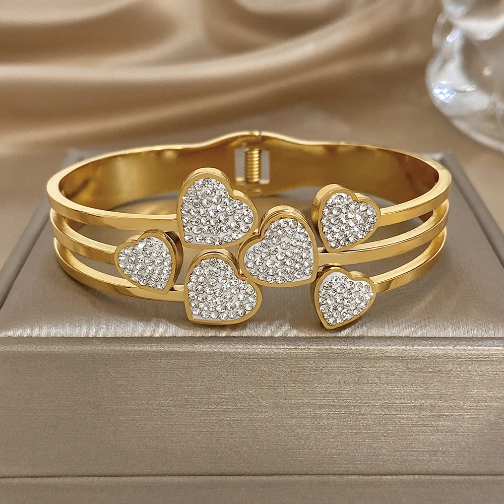 

DODOHAO Classic Hollow Heart Stainless Steel Bracelet for Women Rhinestone Waterproof Open Bangle Feminine Jewelry Accessories