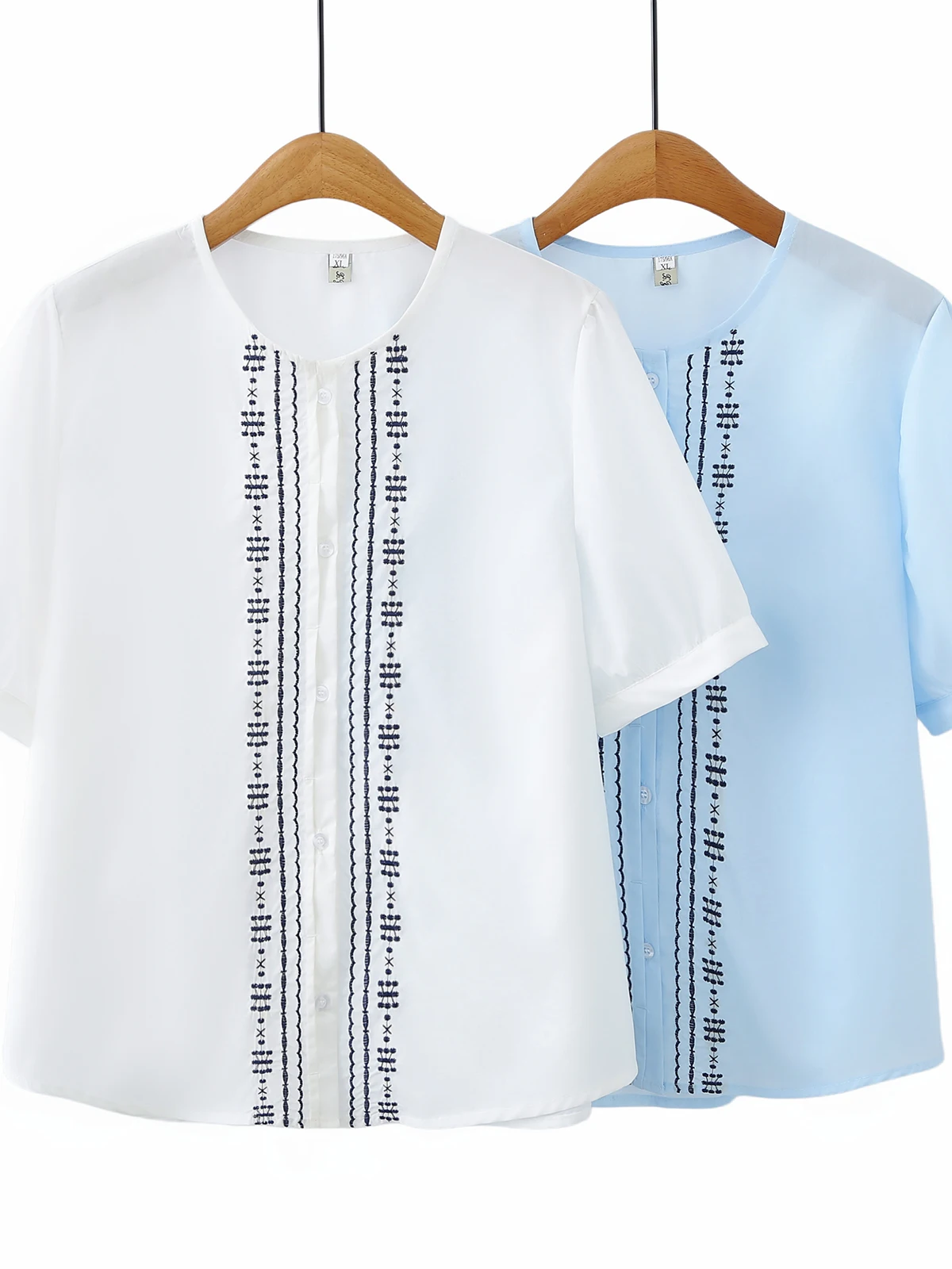 

2026 New Korean Style Short Sleeve Embroidered Shirt Women Summer Slim Fit round Neck plus Size Half Sleeve Top