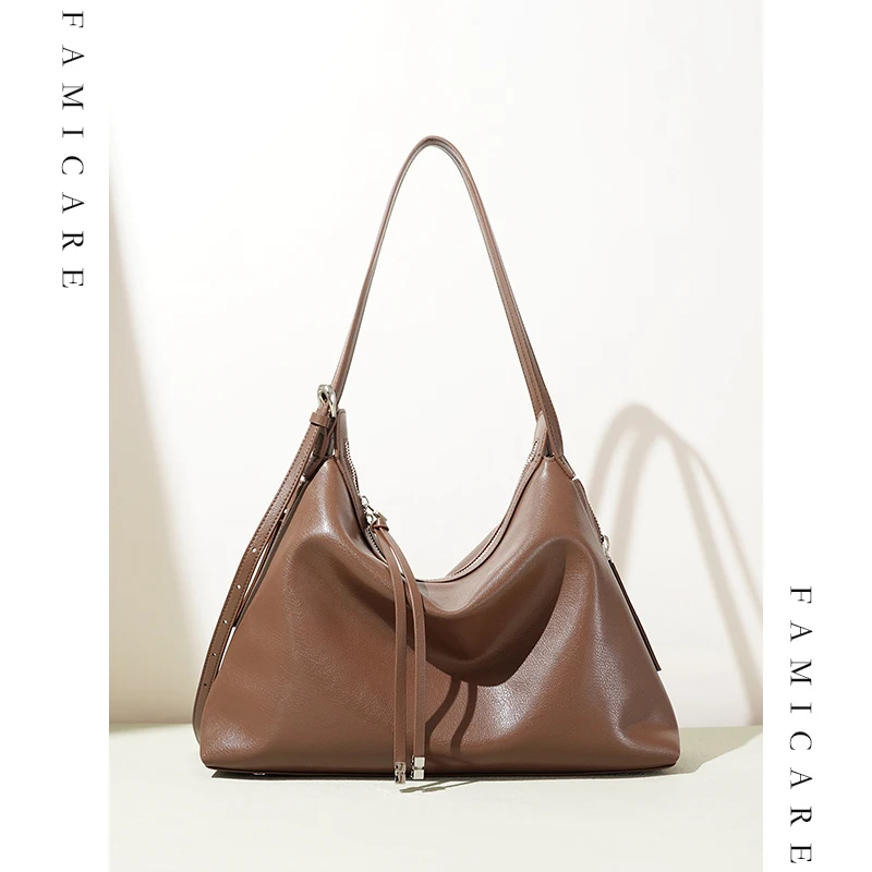 

2025 Fall Winter New Split Leather Tote Bag Unique Shoulder Handheld Bag Women Premium Versatile Trendy Soft Leather Handbag