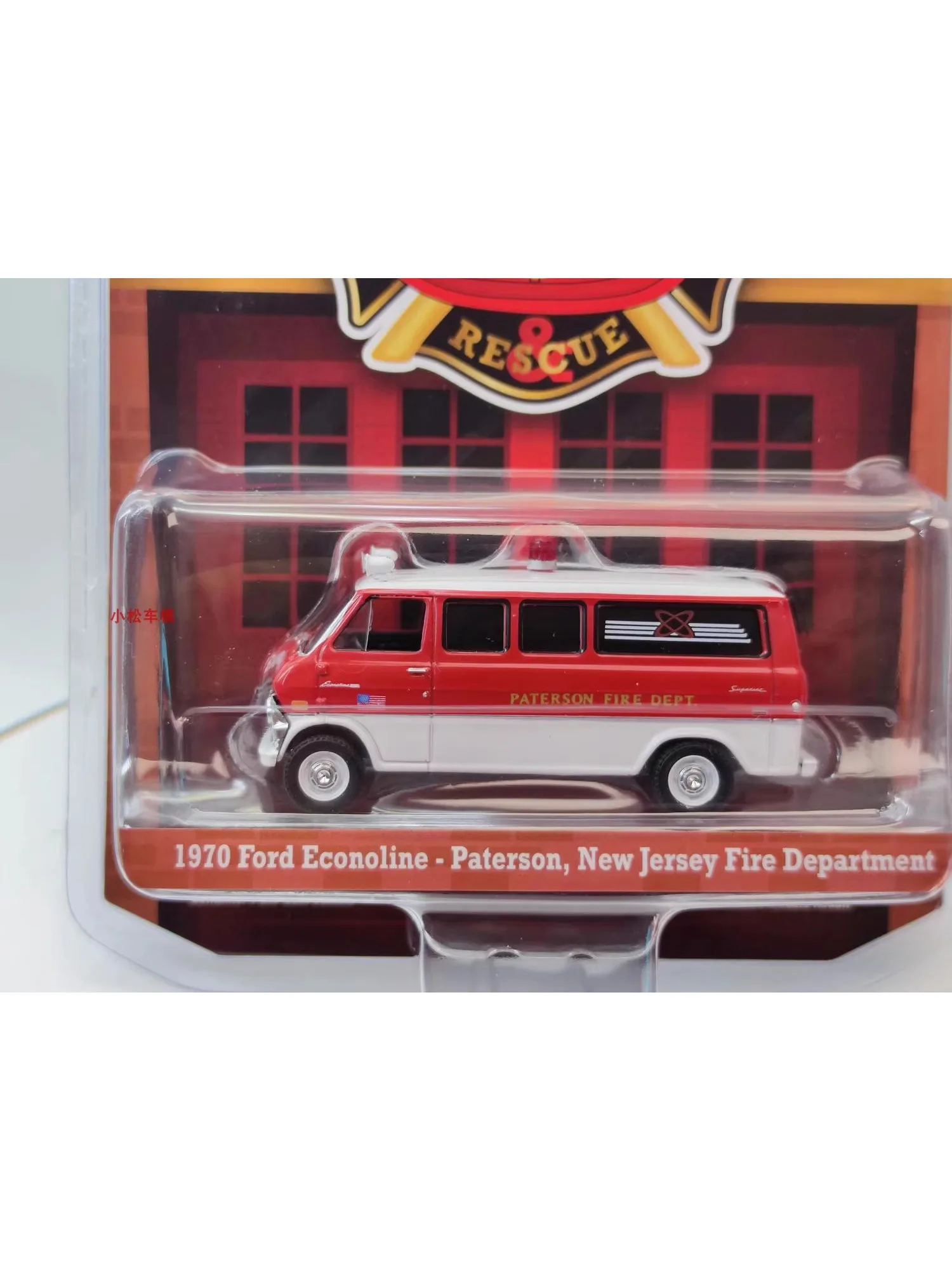 

1:64 1970 Ford Econoline Ford Iknole Patterson Fire Department Advanced Collection Орнамент Модели автомобилей