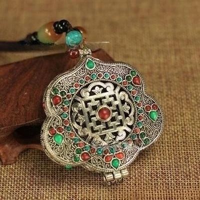 Six Character Mantra Gawu Box Men's and Women's Necklace Pendant Lengyan Mantra Scripture Pendant