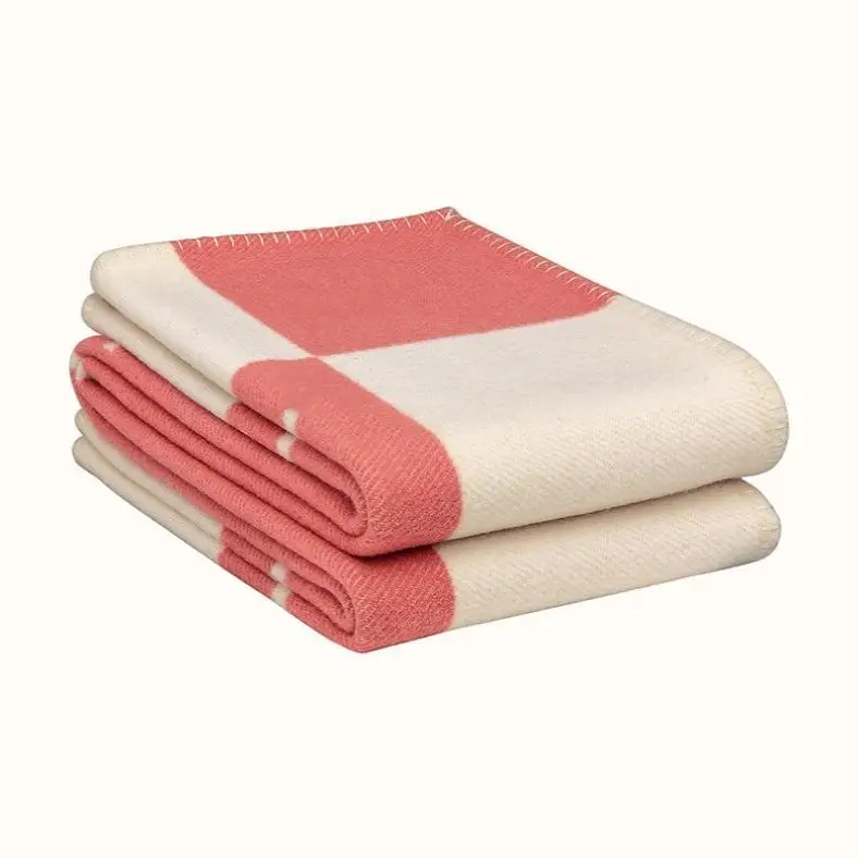 26 Styles European Simple Letter Blanket Sofa Blanket Air Conditioner Blanket Travel Blanket Nordic Style Striped Woolen Blanket
