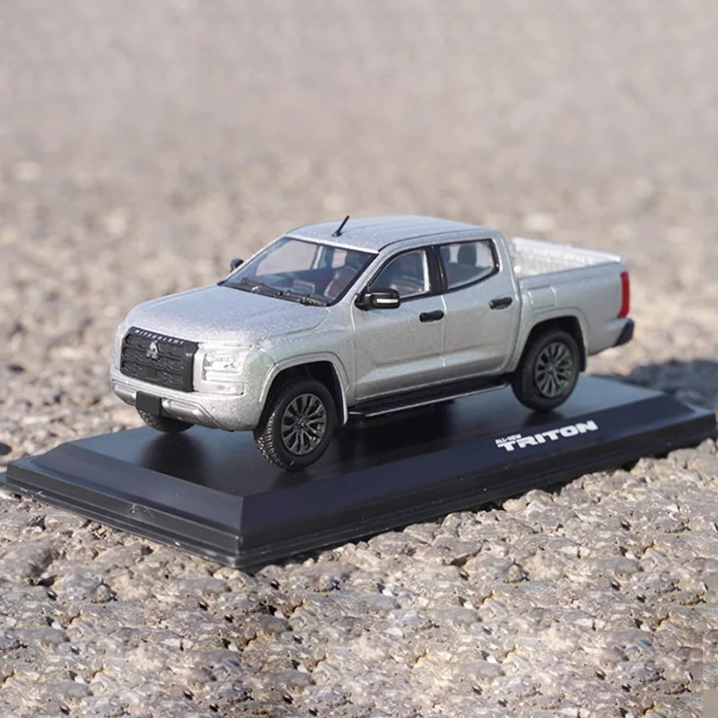 دييكاست 1:43 مقياس سبيكة كل جديد تريتون بيك اب نموذج سيارة المنتج النهائي محاكاة لعبة جمع عرض ثابت #4