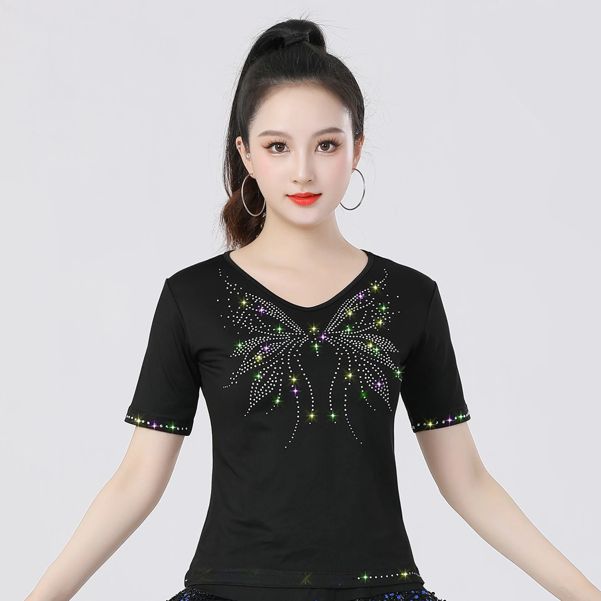ファッショナブルな蝶のラインストーン付き半袖tシャツ-レディース-スクエアダンストップ-夏の新作-キラキラ光るダンスウェア