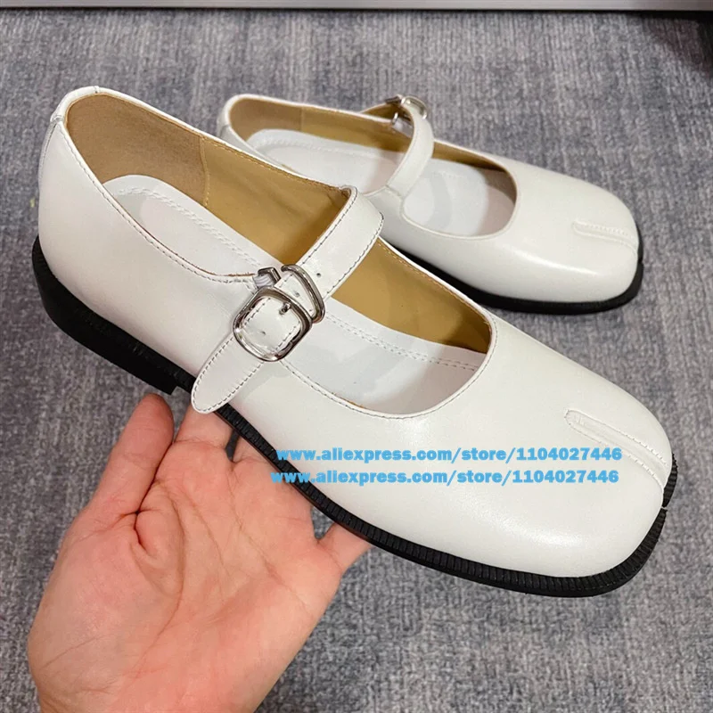 Tabi Schoenen Split Toe Slip-On Heren Enkele Schoenen Gesp Zacht Leer Zachte Zolen Trendy Luxe Handgemaakte Schoen Herenschoenen