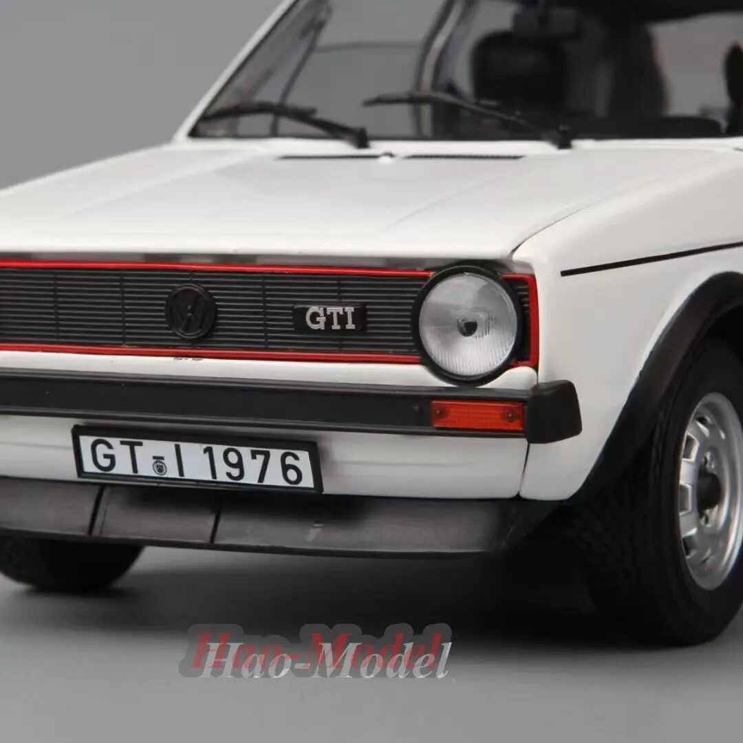 Norev 1/18 para vw golf gti 1976 liga diecast modelo de carro simulação brinquedo meninos presente aniversário hobby exibição coleção alpino branco