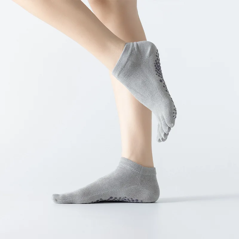 Chaussettes de yoga à cinq doigts en coton et silicone pour femmes, chaussettes Parker Pilates, chaussettes non aldes, haute qualité