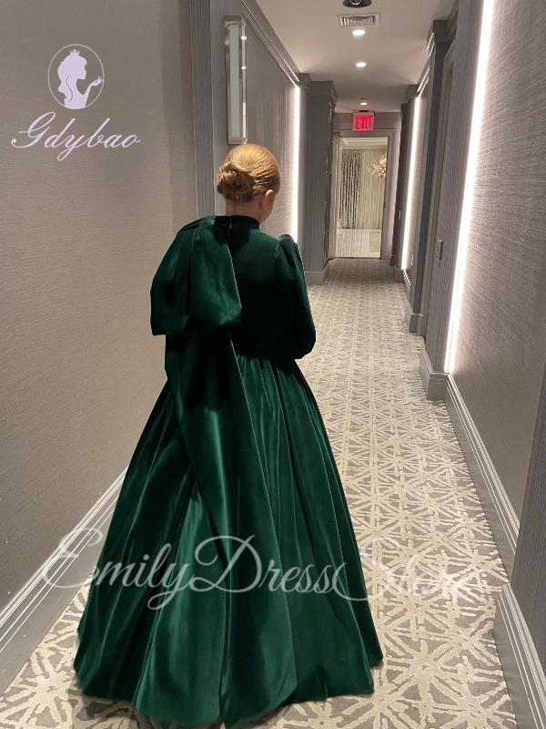 カスタマイズされたアイボリーベレットフラワーガールドレス結婚式用ハイネックふくらんブライズメイド子供の誕生日初聖体拝領ボールガウン