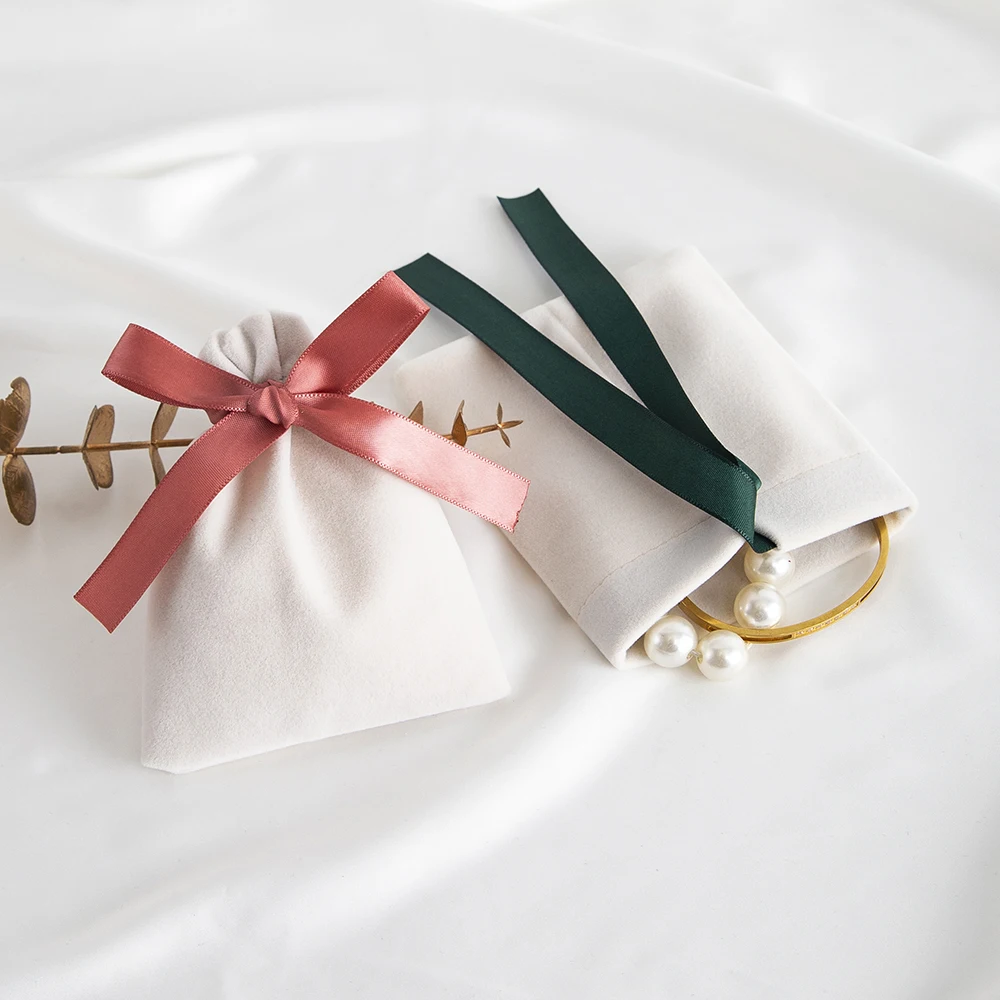 5 Stück beige Samtbeutel Schmuck Wildleder Geschenk 7x9cm 10x12cm 12x15cm 15x20cm Verpackung Hochzeit Gefälligkeiten Süßigkeiten Ohrringe Armband Beutel – Detail 11
