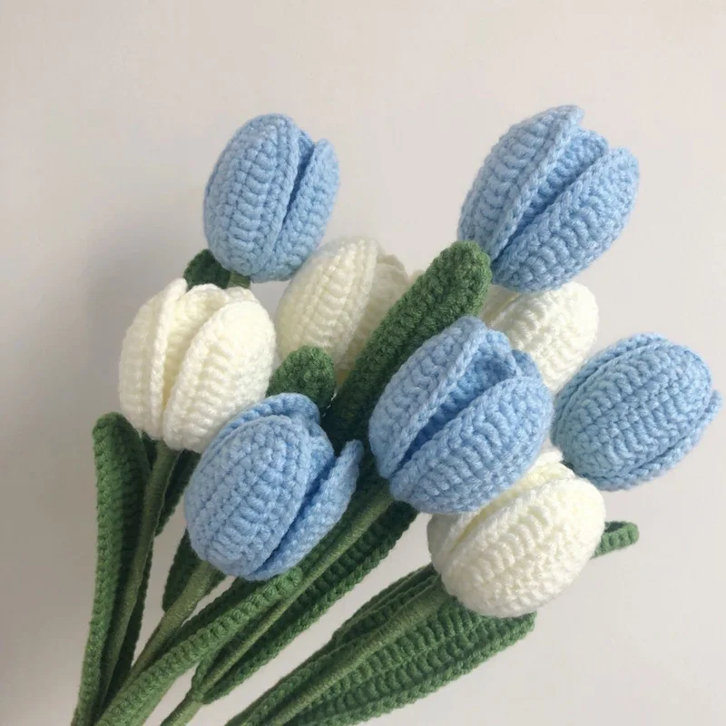 Creativo fatto a mano fiori lavorati a maglia Bouquet di tulipani artificiali per la decorazione domestica filato di lana uncinetto fiore dell'amicizia regali per la festa della mamma