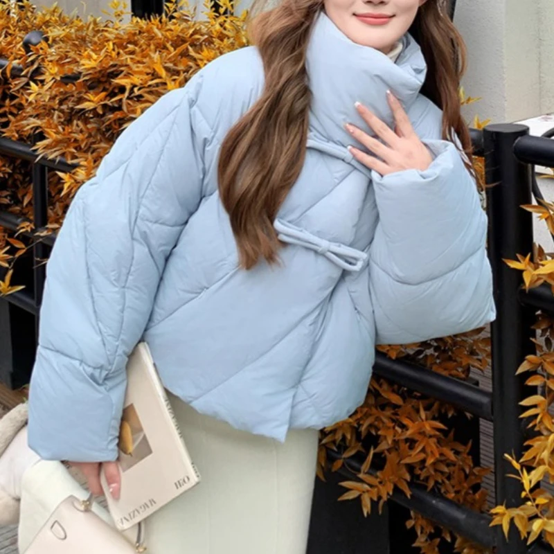 

Короткая женская куртка на хлопковой подкладке, зима 2025 года, маленький корейский дизайн, пальто в студенческом стиле