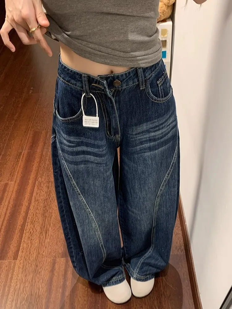 American Retro Design Wide Leg Jeans for Women 2025 New High Waisted Loose Fit Slimming Washed Straight Leg Curved Knife Pants