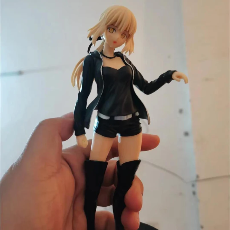 23cm Anime Fate Stay Night Figure Casual Clothes Saber PVC Action Figure Collectible Model Toys Kid Gift