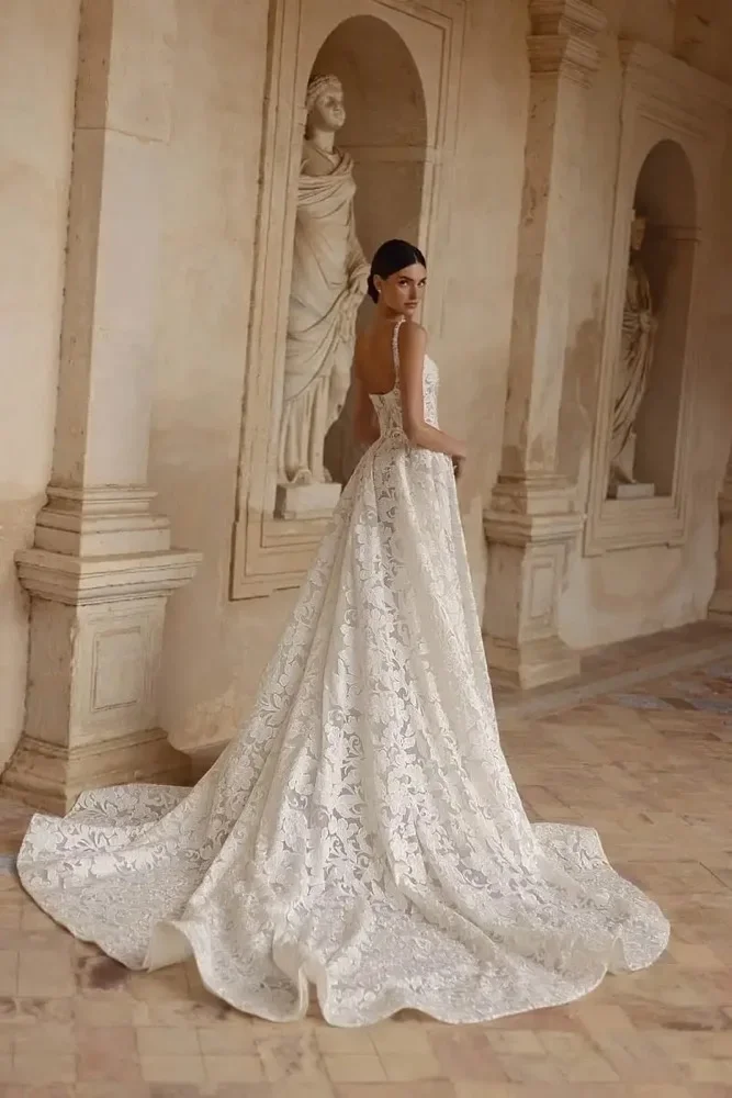 ชุดแต่งงานลูกไม้แบบสั่งตัด สายเดี่ยว ชุดคลุมเจ้าสาวแบบไม่มีแขน คอเหลี่ยม ชุดเจ้าสาว