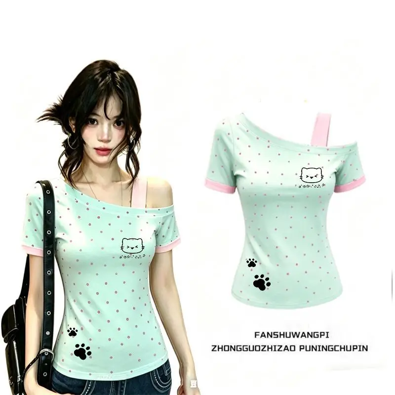 Süßes koreanisches Polka-Dot-Top mit freiem Schulterbereich für Damen, schmal geschnitten, kurzärmelig, One-Shoulder-T-Shirt, süßes Katzen-Sommer-T-Shirt, schlichtes T-Shirt, Fake-Two-Layer-Look – Detail 2