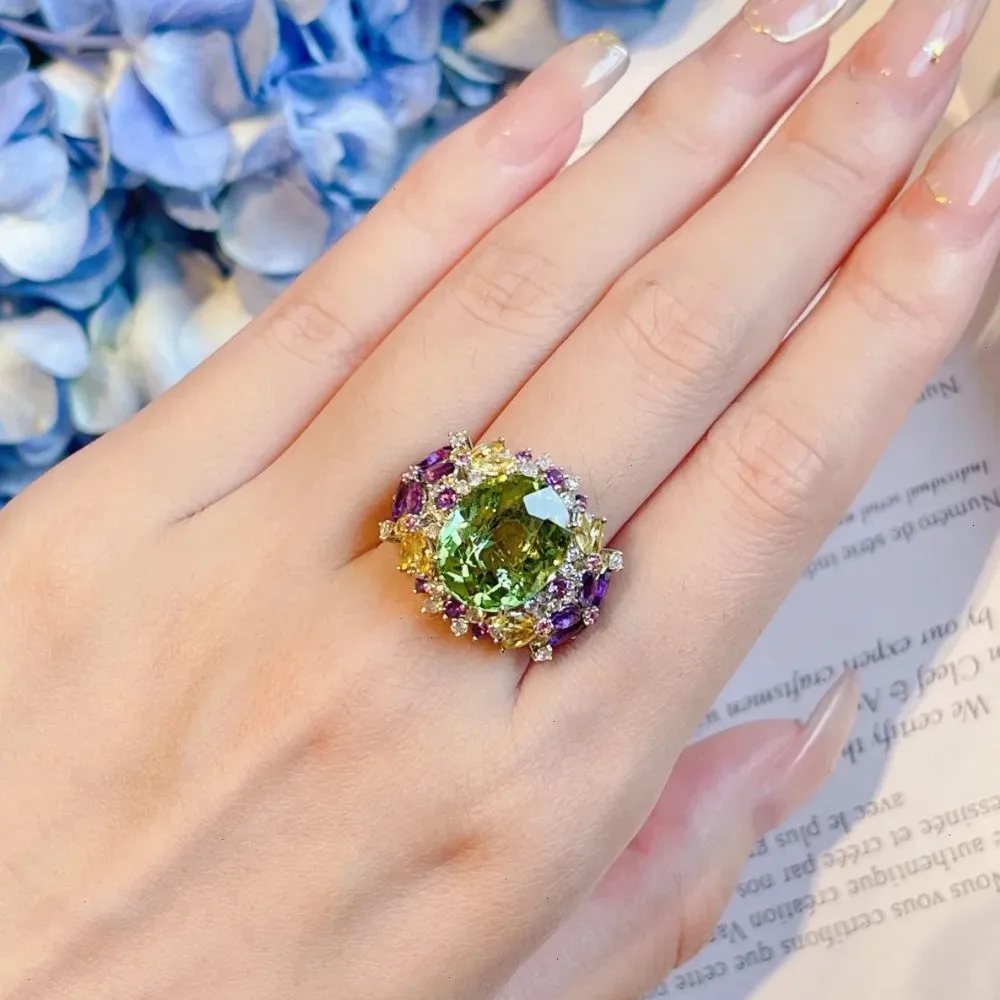 Sparkling Peppermint Green Gemstones Rings for Women Ladies' Exquisite Full Bling Diamonds Luxury Cocktail Ring Jewelry Gifts 3