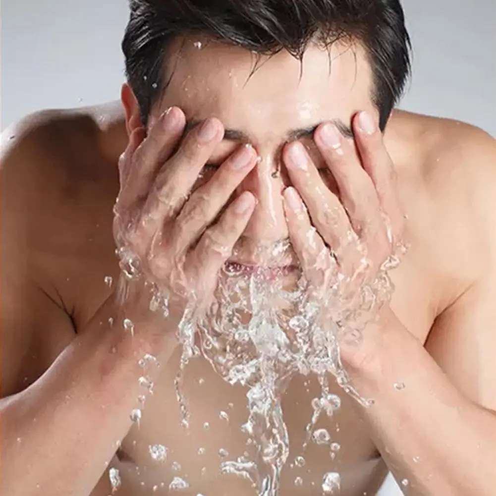 50 グラム男性 BB クリームナチュラルホワイトニングリバイタライジング栄養ブライトニングクリームフェイスファンデーショントーンアップクリームレイジーコンシーラー