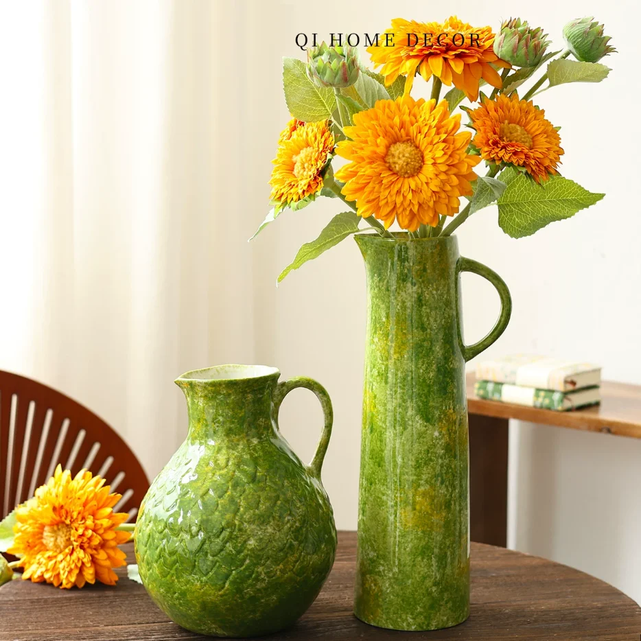 Green ceramic vase for living room flower arrangement, high-end homestay dining table decor, hydroponic flower vessel