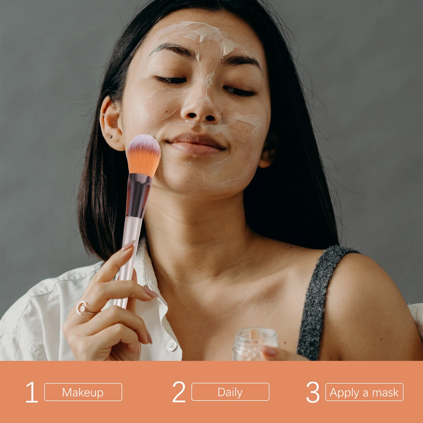 Set da 14 pezzi Pennello assortito con manico per donna Pennelli per donna Uso quotidiano Strumenti per pennelli per trucco dorato