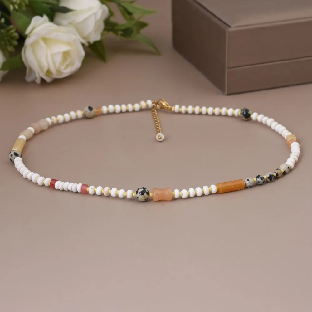 

Hand-beaded Natural Stone Necklace, Geometric Irregular, Ethnic-style Rice Beads, Clavicle Chain, High-end Accessories