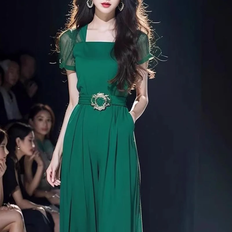 الأخضر قصيرة الأكمام الأخضر بذلة المرأة 2025 جديد الراقية سراويل أنيقة أنيقة سوبر لطيفة شيك الصلبة بذلة السيدات الصيف