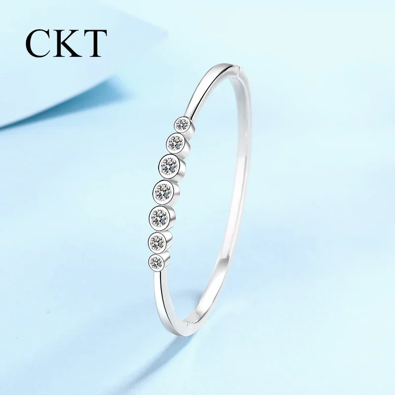 18K White Gold Luxury Platinum Pt950 2.5 Carat Moissanite Bangles for Female Temperament Versatile Bracelet Wedding Fine Jewelry